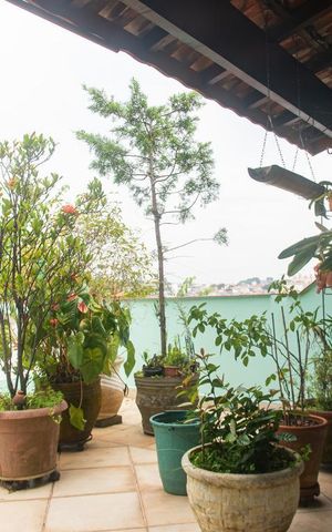 Casa à venda com 172m², 3 quartos e 2 vagas