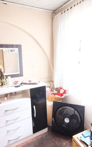 Casa à venda com 65m², 1 quarto e 1 vagaQuarto