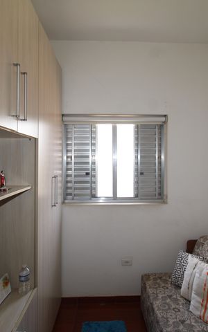 Casa à venda com 181m², 5 quartos e 2 vagasQuarto 3