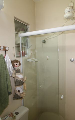 Casa à venda com 181m², 5 quartos e 2 vagasBanheiro 3