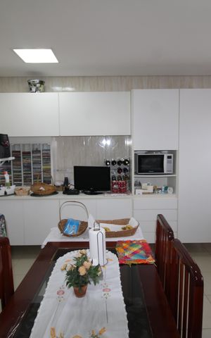 Casa à venda com 181m², 5 quartos e 2 vagasCozinha