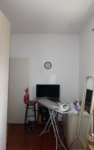 Casa à venda com 181m², 5 quartos e 2 vagasQuarto 4