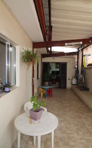 Casa à venda com 181m², 5 quartos e 2 vagasÁrea de Serviço