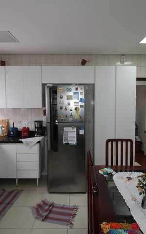 Casa à venda com 181m², 5 quartos e 2 vagasCozinha