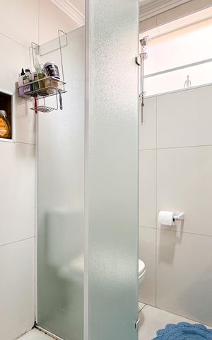 Apartamento à venda com 70m², 3 quartos e 1 vaga Apartamento à venda com 70m², 3 quartos e 1 vagaBanheiro Social