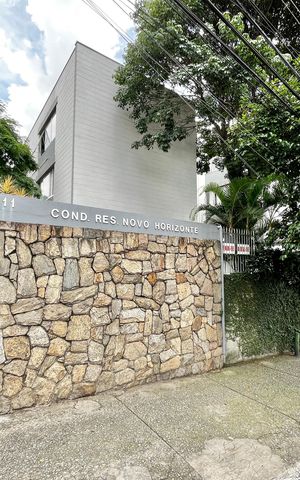 Apartamento à venda com 60m², 2 quartos e 1 vaga Apartamento à venda com 60m², 2 quartos e 1 vagaFachada