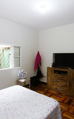 Casa à venda com 156m², 5 quartos e 2 vagasQuarto 1