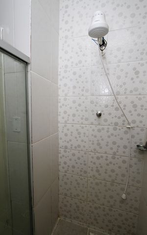 Casa à venda com 156m², 5 quartos e 2 vagasBanheiro 2