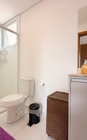 Apartamento à venda com 77m², 3 quartos e 2 vagasBanheiro da Suíte