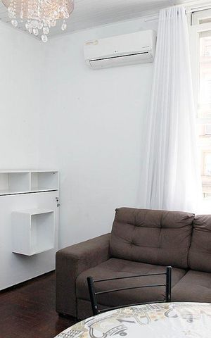 Apartamento à venda com 49m², 1 quarto e sem vagaSala