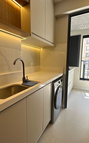 Apartamento à venda com 88m², 3 quartos e 2 vagas Apartamento à venda com 88m², 3 quartos e 2 vagasÁrea de Serviço