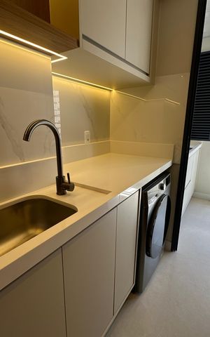 Apartamento à venda com 88m², 3 quartos e 2 vagas Apartamento à venda com 88m², 3 quartos e 2 vagasÁrea de Serviço