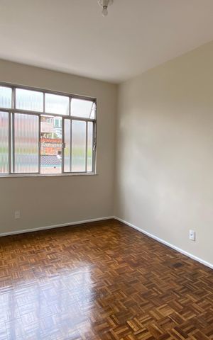 Apartamento à venda com 80m², 2 quartos e 2 vagas Apartamento à venda com 80m², 2 quartos e 2 vagasQuarto 1