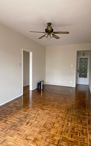 Apartamento à venda com 80m², 2 quartos e 2 vagas Apartamento à venda com 80m², 2 quartos e 2 vagasSala