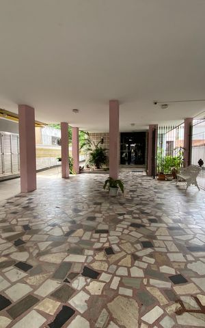 Apartamento à venda com 80m², 2 quartos e 2 vagas Apartamento à venda com 80m², 2 quartos e 2 vagasHall de entrada