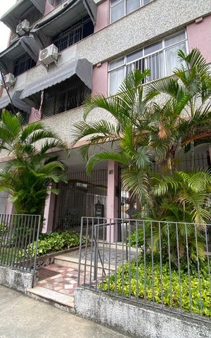 Apartamento à venda com 80m², 2 quartos e 2 vagas Apartamento à venda com 80m², 2 quartos e 2 vagasFachada do Prédio