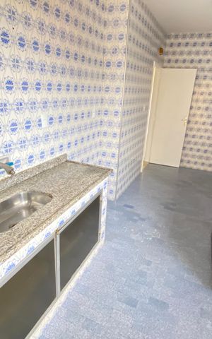 Apartamento à venda com 80m², 2 quartos e 2 vagas Apartamento à venda com 80m², 2 quartos e 2 vagasCozinha