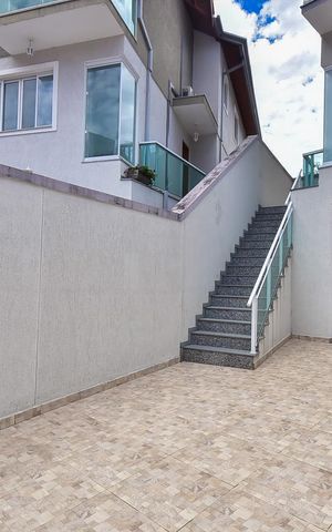 Casa para alugar com 250m², 3 quartos e 8 vagasGaragem