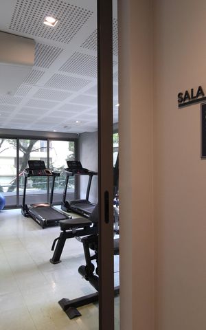 Apartamento à venda com 80m², 2 quartos e 1 vagaÁrea Comum - Academia