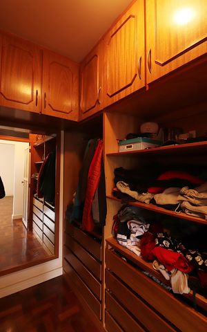 Casa à venda com 221m², 3 quartos e 4 vagasQuarto 1 - Suíte Closet