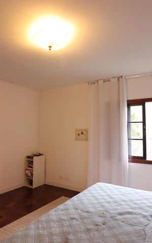Casa à venda com 221m², 3 quartos e 4 vagasQuarto 1 - Suíte