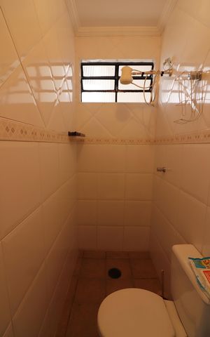 Casa à venda com 221m², 3 quartos e 4 vagasBanheiro de serviço