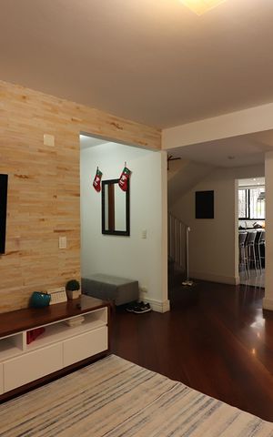 Casa à venda com 221m², 3 quartos e 4 vagasSala 
