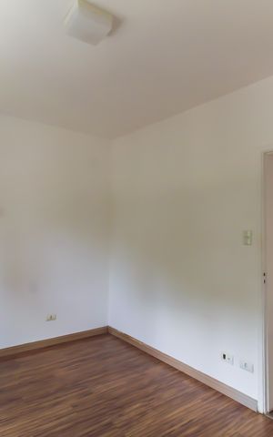 Apartamento à venda com 100m², 2 quartos e 1 vaga Apartamento à venda com 100m², 2 quartos e 1 vagaQuarto 1
