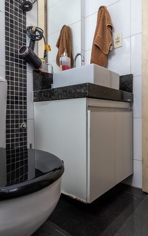 Apartamento à venda com 66m², 3 quartos e 3 vagas Apartamento à venda com 66m², 3 quartos e 3 vagasBanheiro da Suíte