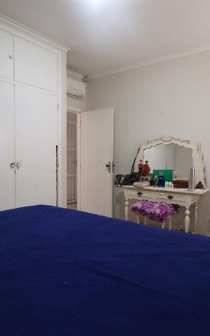 Casa para alugar com 200m², 4 quartos e 2 vagas Casa para alugar com 200m², 4 quartos e 2 vagasSuíte