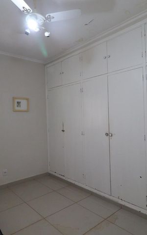 Casa para alugar com 200m², 4 quartos e 2 vagas Casa para alugar com 200m², 4 quartos e 2 vagasQuarto 2