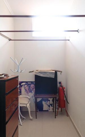Casa para alugar com 200m², 4 quartos e 2 vagas Casa para alugar com 200m², 4 quartos e 2 vagasCloset