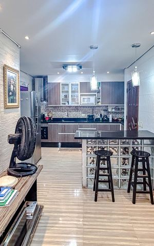 Casa à venda com 40m², 1 quarto e sem vagaSala