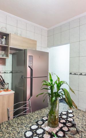 Casa à venda com 200m², 3 quartos e 1 vaga Casa à venda com 200m², 3 quartos e 1 vagaCozinha