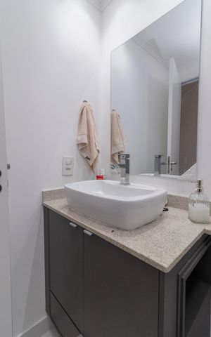Apartamento para alugar com 63m², 2 quartos e 1 vagaBanheiro