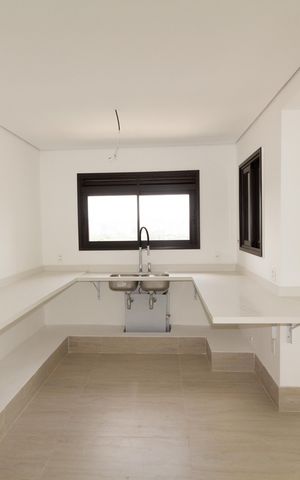 Apartamento à venda com 153m², 3 quartos e 2 vagas Apartamento à venda com 153m², 3 quartos e 2 vagasCozinha