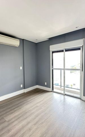 Apartamento à venda com 120m², 2 quartos e 3 vagas