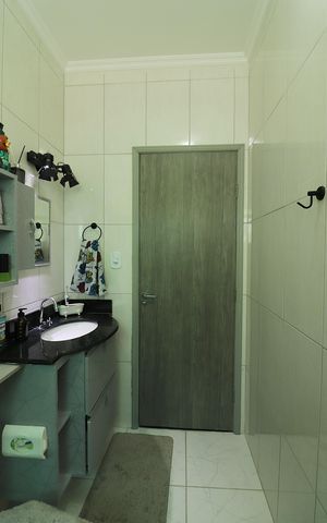 Casa à venda com 200m², 5 quartos e 2 vagasBanheiro Social