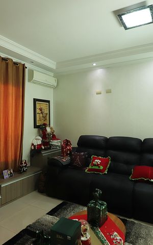 Casa à venda com 200m², 5 quartos e 2 vagasSala 