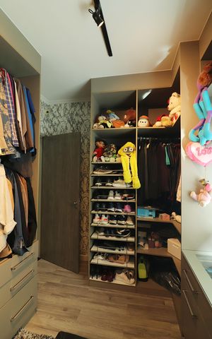 Casa à venda com 200m², 5 quartos e 2 vagasQuarto 2