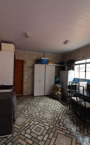 Casa à venda com 200m², 5 quartos e 2 vagasEspaço Gourmet e Área de Serviço