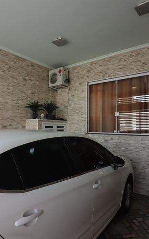 Casa à venda com 200m², 5 quartos e 2 vagasGaragem