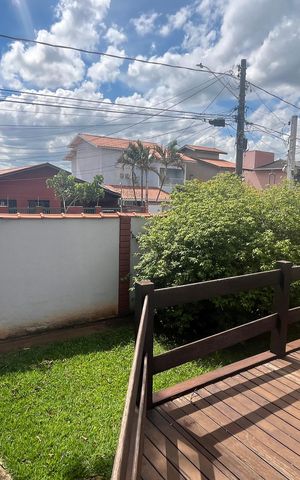 Casa à venda com 295m², 4 quartos e 3 vagas
