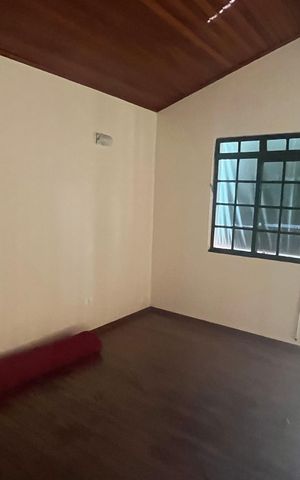 Casa à venda com 295m², 4 quartos e 3 vagas
