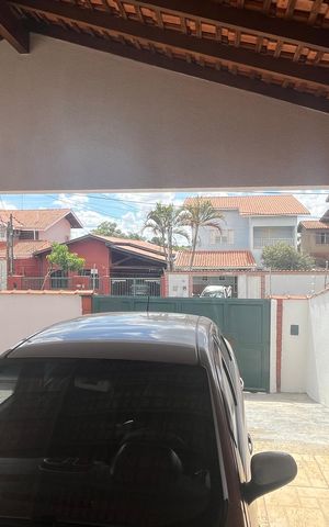 Casa à venda com 295m², 4 quartos e 3 vagas