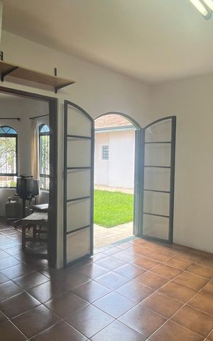 Casa à venda com 295m², 4 quartos e 3 vagas