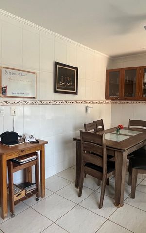 Casa à venda com 295m², 4 quartos e 3 vagas