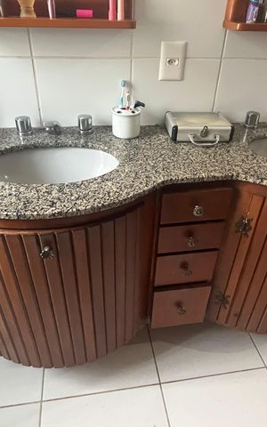 Casa à venda com 295m², 4 quartos e 3 vagas