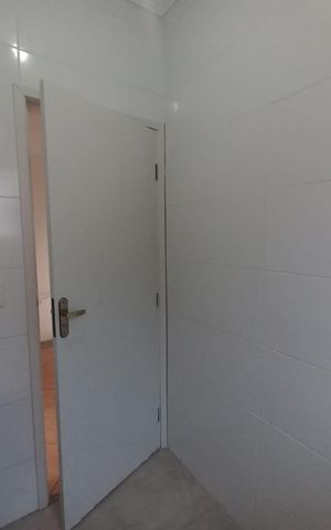 Casa de condomínio para alugar com 108m², 3 quartos e 1 vaga Casa de condomínio para alugar com 108m², 3 quartos e 1 vagaBanheiro