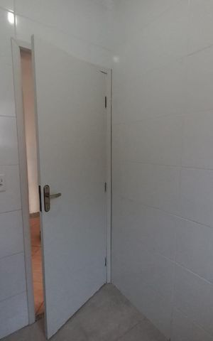 Casa de condomínio para alugar com 108m², 3 quartos e 1 vaga Casa de condomínio para alugar com 108m², 3 quartos e 1 vagaBanheiro